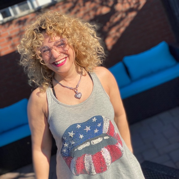 Meet your Posher, Antoinette - Picture 9 of 16